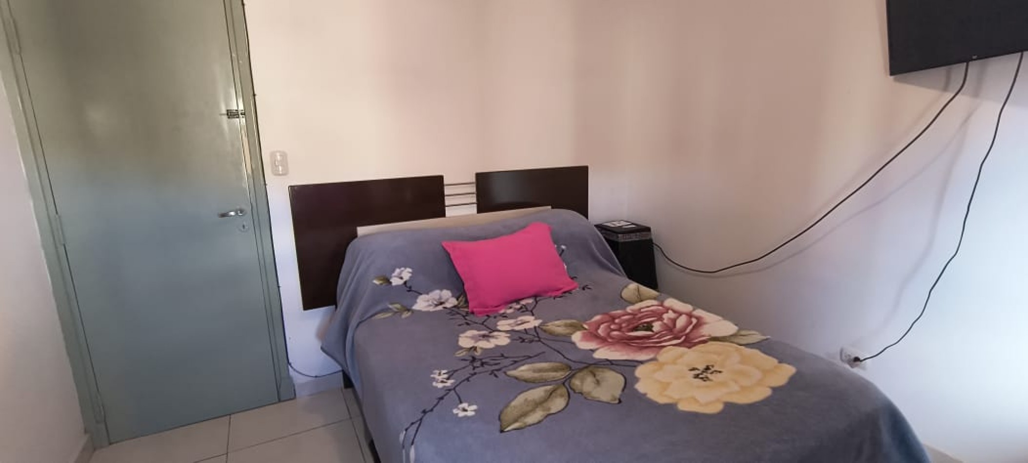 DEPARTAMENTO TRES AMBIENTES MUY LUMINOSO Y CON ESPACIO DE COCHERA