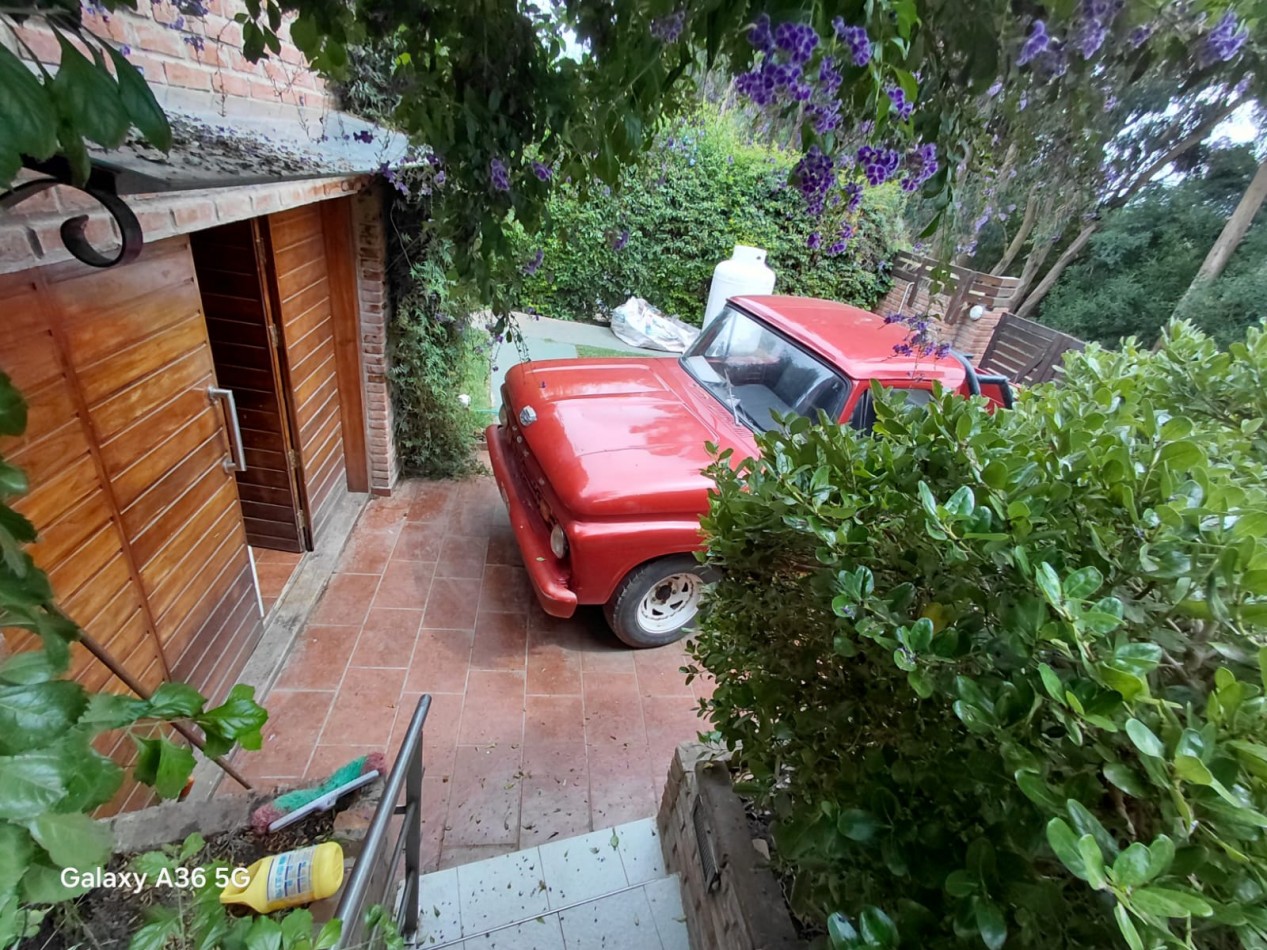 VENTA CASA  6 AMBIENTES  SIERRA DE LOS PADRES