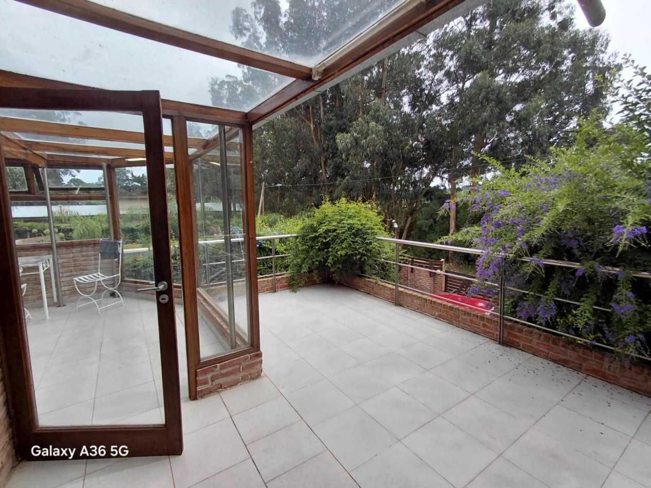 VENTA CASA  6 AMBIENTES  SIERRA DE LOS PADRES