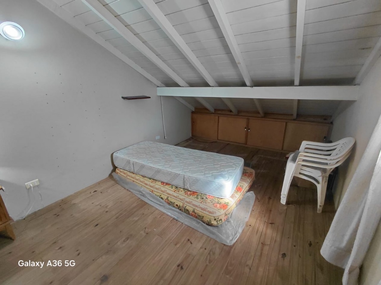 VENTA CHALET 4 AMBIENTES  EN PUNTA MOGOTES A DOS CUADRAS DEL MAR OPORTUNIDAD !!!