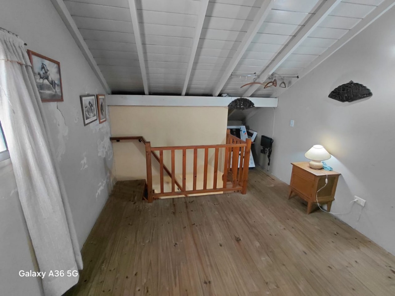 VENTA CHALET 4 AMBIENTES  EN PUNTA MOGOTES A DOS CUADRAS DEL MAR OPORTUNIDAD !!!