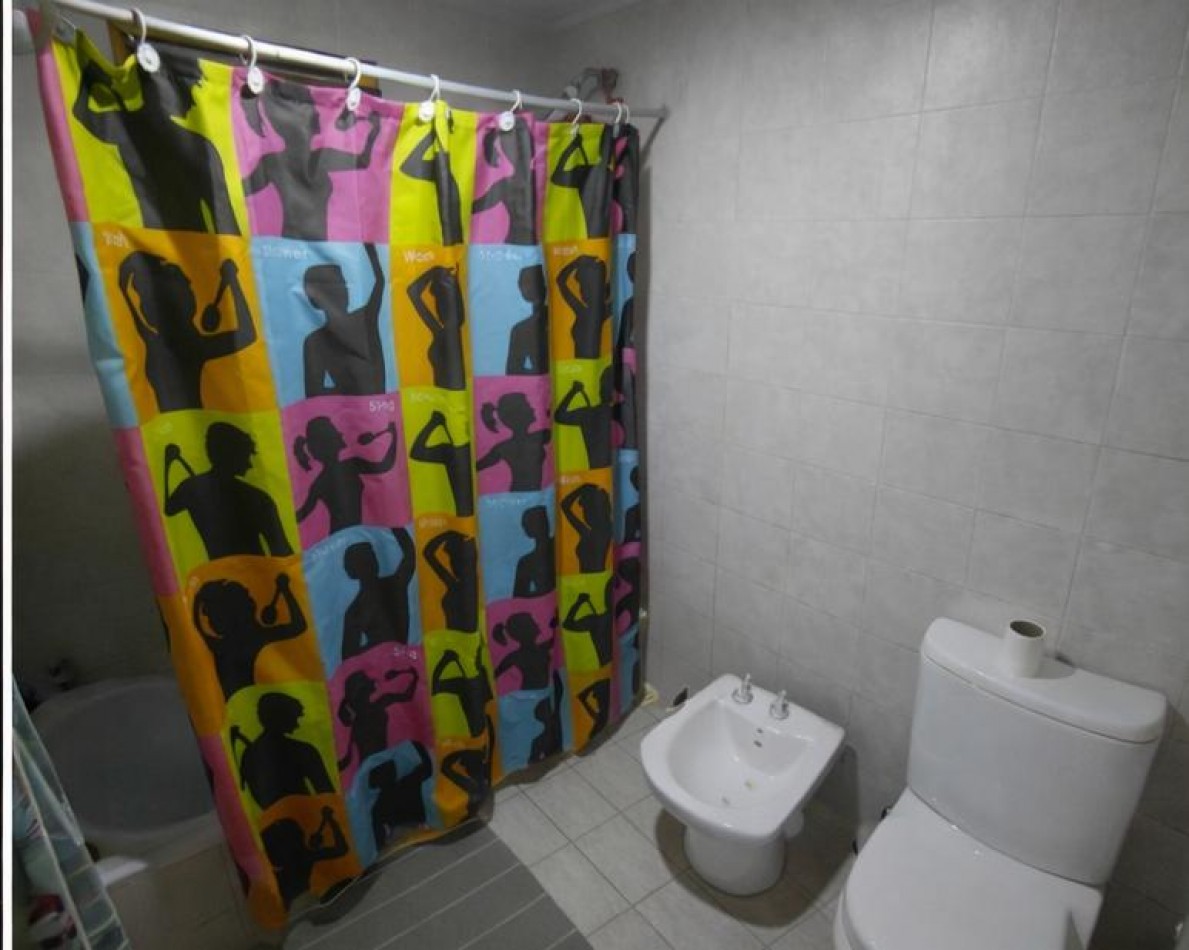 VENTA CASA EN BARRIO PLAYA SERENA EN DOS PLANTAS CON GALERIA Y JARDIN