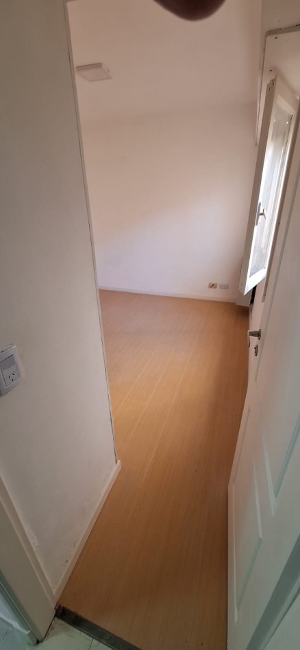 DEPARTAMENTO 3 AMBIENTES CON PATIO Y BAULERA