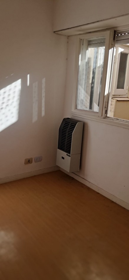 DEPARTAMENTO 3 AMBIENTES CON PATIO Y BAULERA