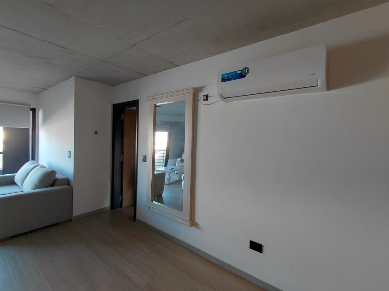 DEPARTAMENTO AL FRENTE CON BALCON SALIENTE ,COCHERA, AMUEBLADO Y AMENITIES