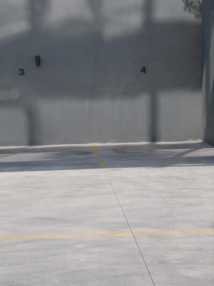 DEPARTAMENTO AL FRENTE CON BALCON SALIENTE ,COCHERA, AMUEBLADO Y AMENITIES