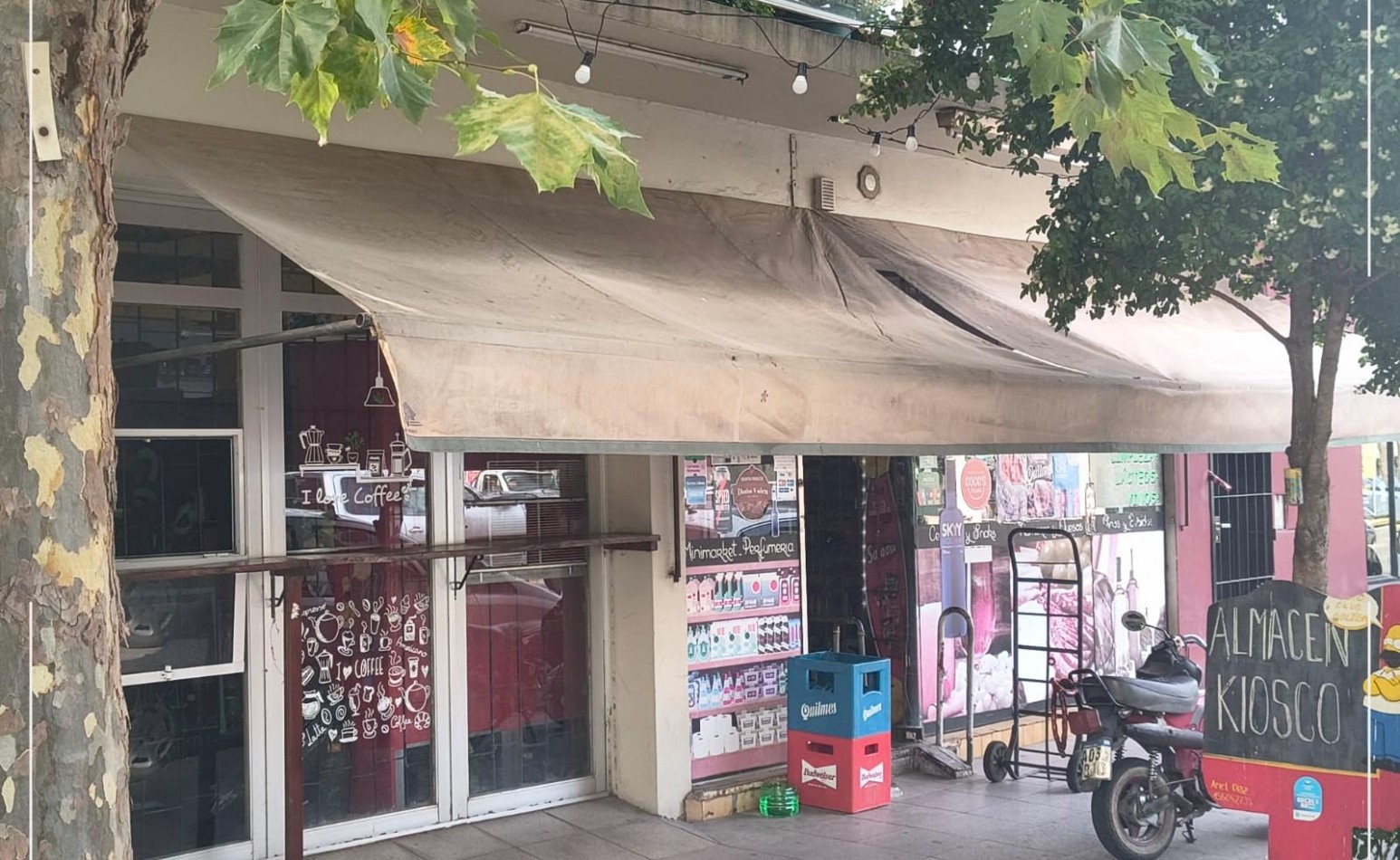 OPORTUNIDAD PERMUTA.. LOCAL DE 82M² PERMUTA POR DEPTO Y O VEHICULO