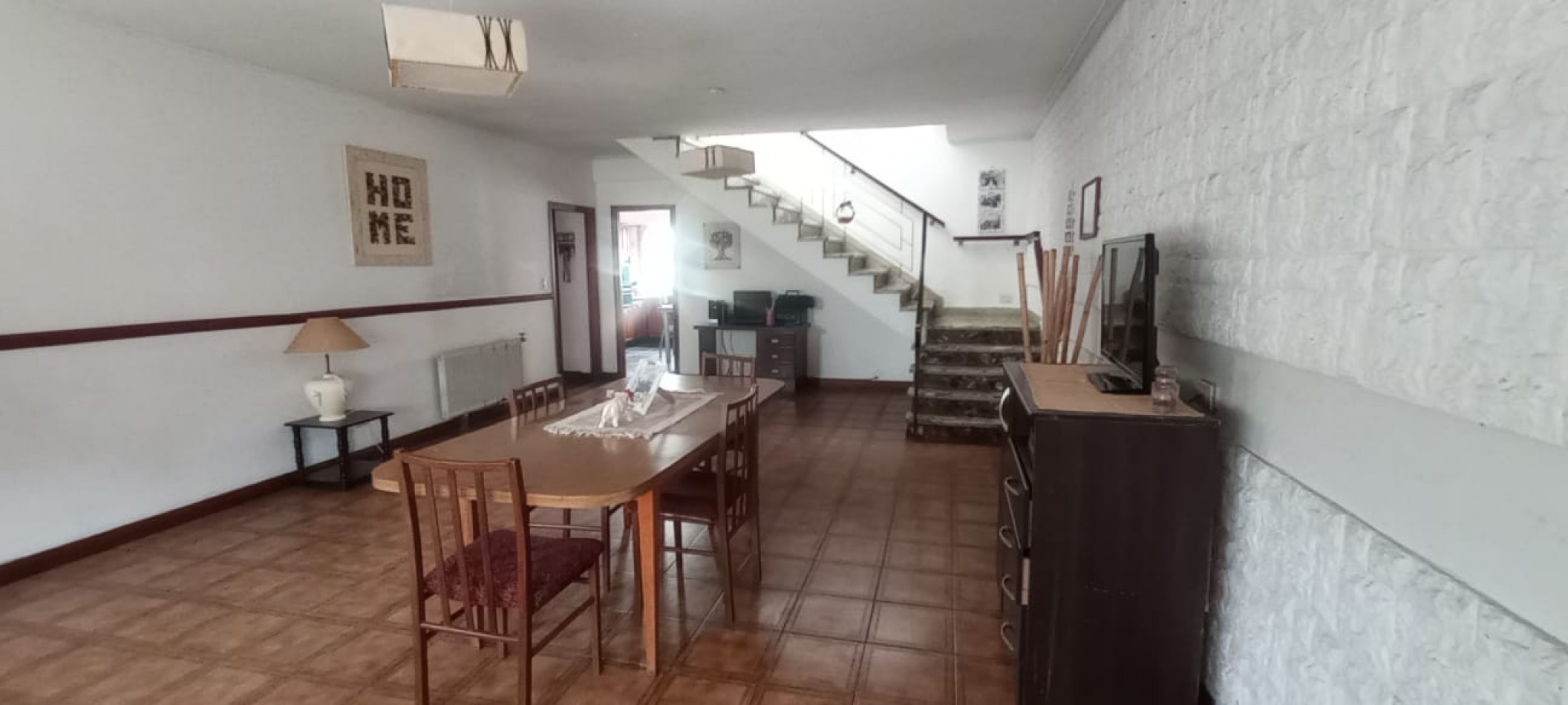 VENTA CASA 6 AMBIENTES AL FRENTE