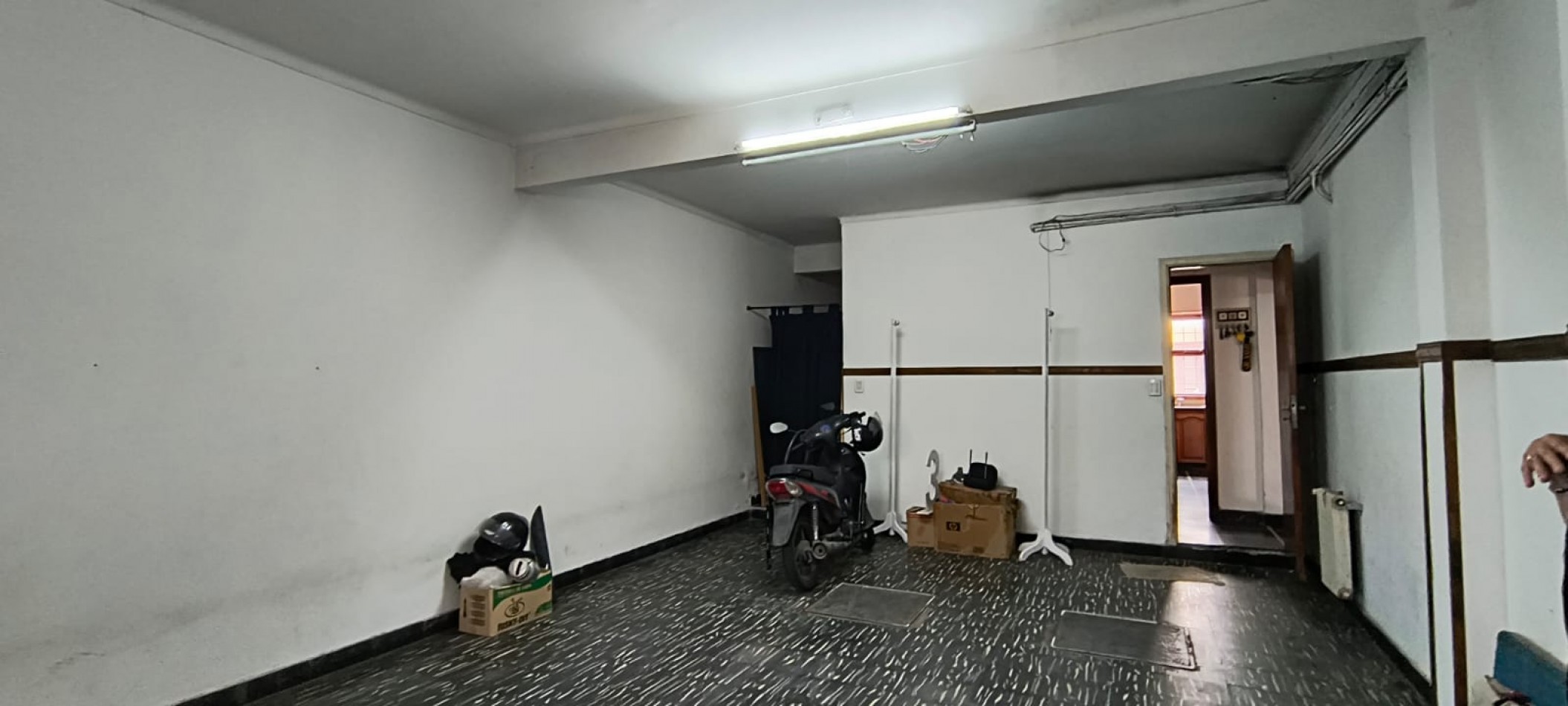 VENTA CASA 6 AMBIENTES AL FRENTE