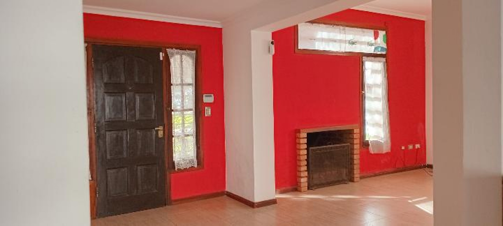 Alquiler casa 4 ambientes con garaje, patio y parrilla - Barrio Lopez de Gomara