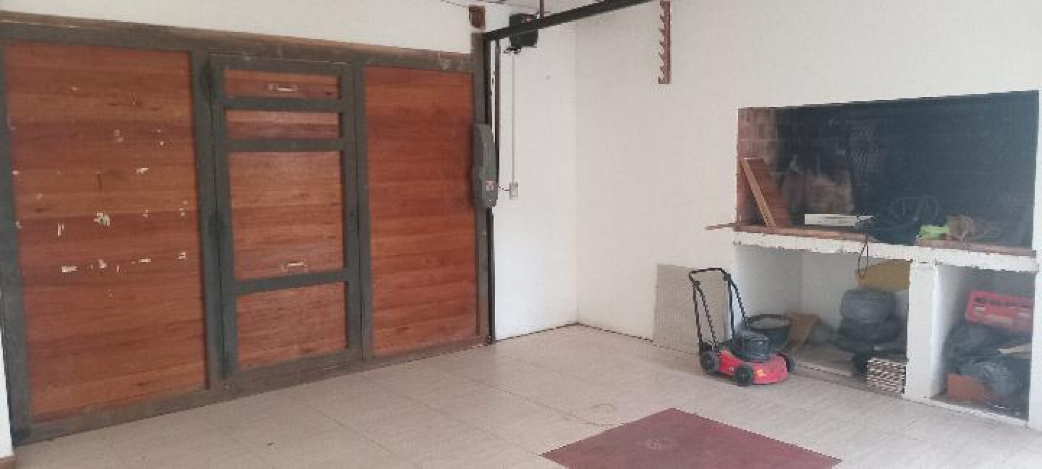 Alquiler casa 4 ambientes con garaje, patio y parrilla - Barrio Lopez de Gomara