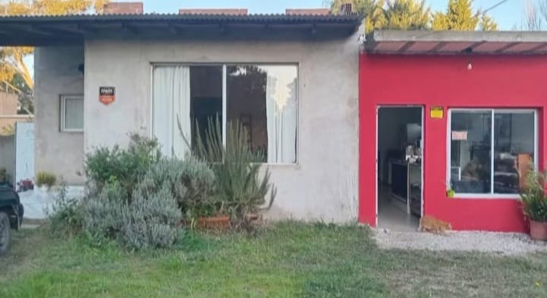  VENTA OPORTUNIDAD CASA + LOCAL + POTENCIAL DE AMPLIACION | BARRIO LOS ACANTILADOS 