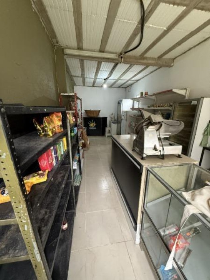  VENTA OPORTUNIDAD CASA + LOCAL + POTENCIAL DE AMPLIACION | BARRIO LOS ACANTILADOS 