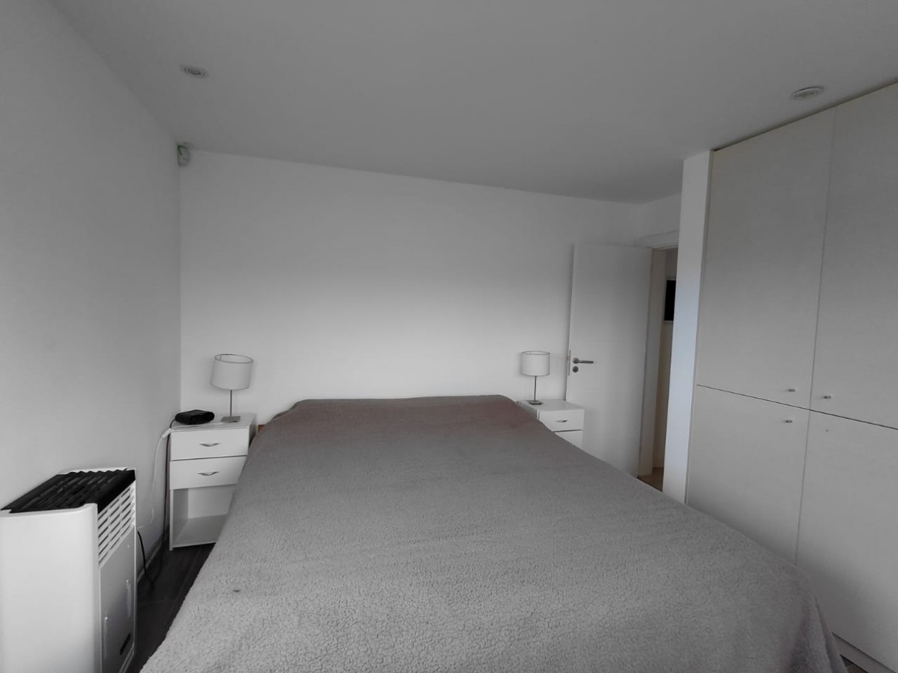 CASA EN VENTA EN ACANTILADOS CONSTRUIDA SOBRE DOS LOTES