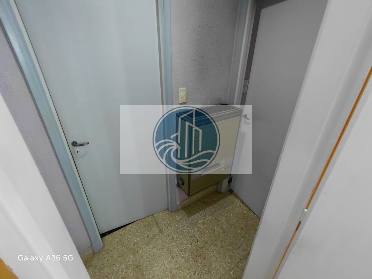 VENTA CHALET 4 AMBIENTES EN PUNTA MOGOTES A DOS CUADRAS DEL MAR OPORTUNIDAD !!!