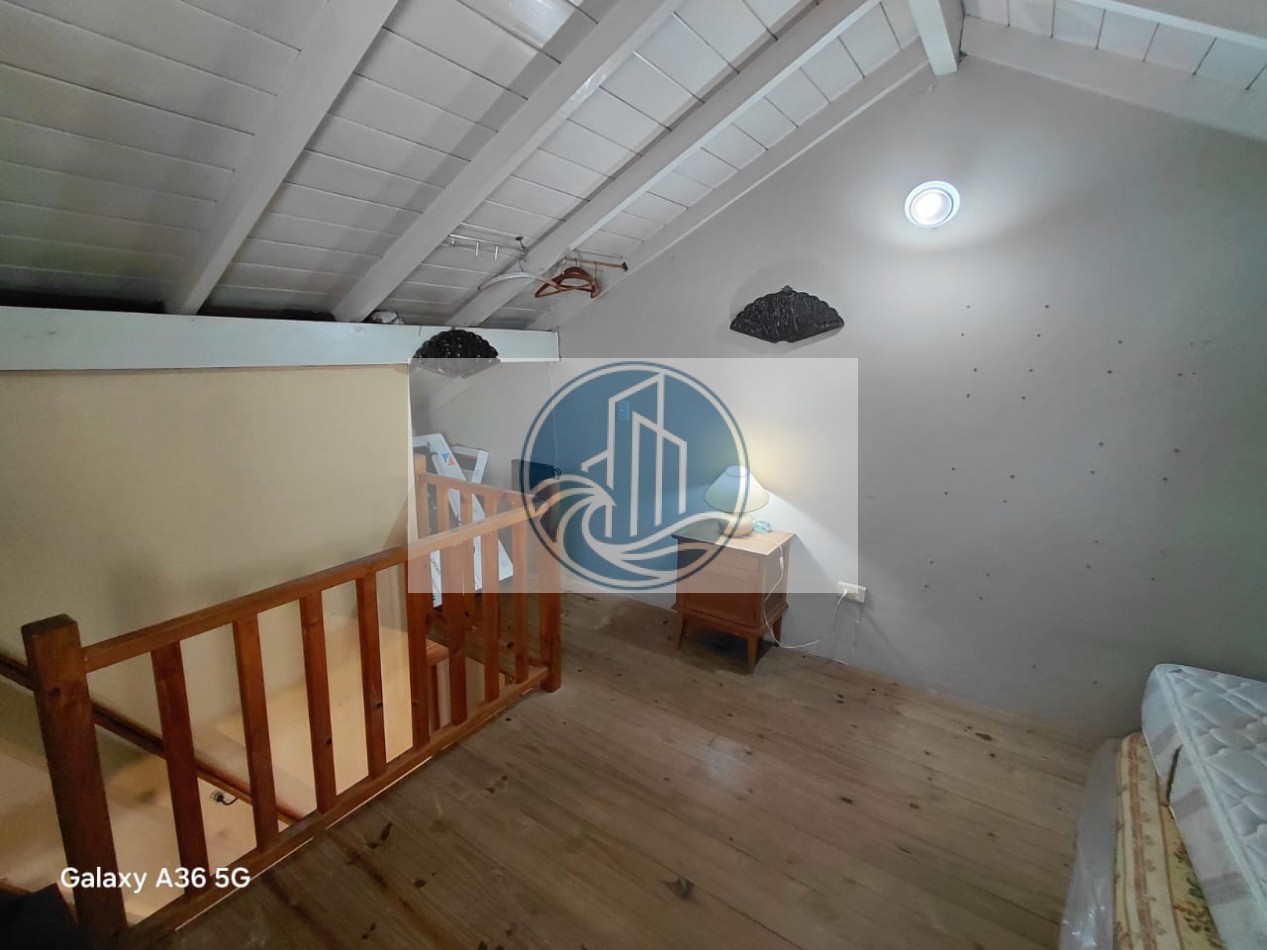 VENTA CHALET 4 AMBIENTES EN PUNTA MOGOTES A DOS CUADRAS DEL MAR OPORTUNIDAD !!!