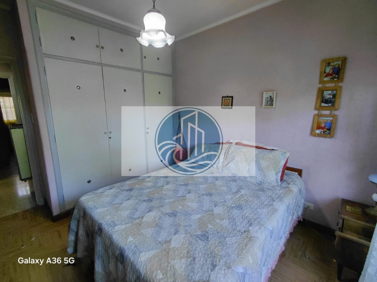 VENTA CHALET 4 AMBIENTES EN PUNTA MOGOTES A DOS CUADRAS DEL MAR OPORTUNIDAD !!!