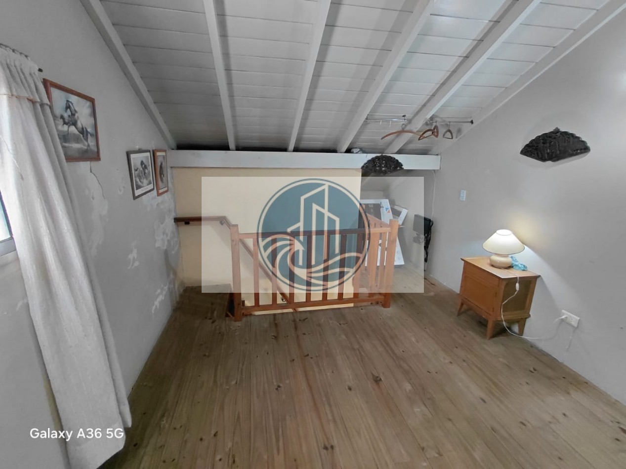 VENTA CHALET 4 AMBIENTES EN PUNTA MOGOTES A DOS CUADRAS DEL MAR OPORTUNIDAD !!!