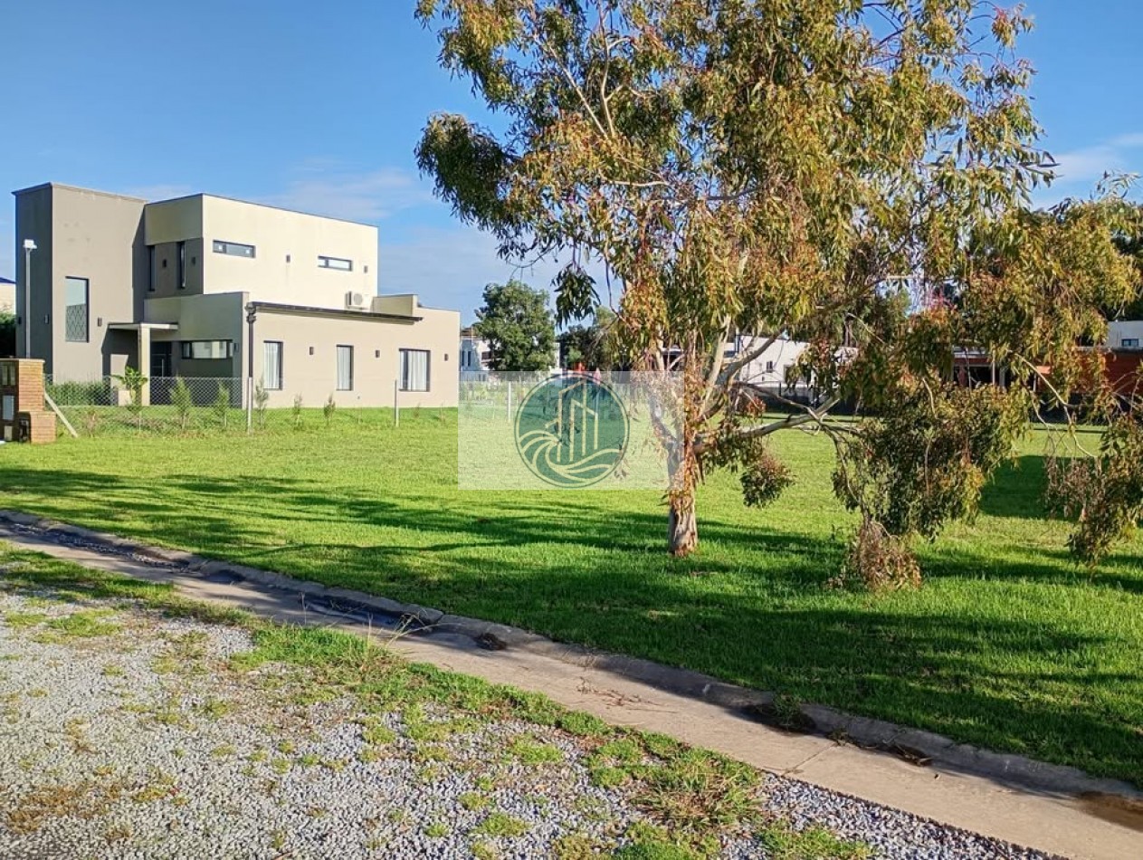 TERRENO EN BARRIO LA AURELIA